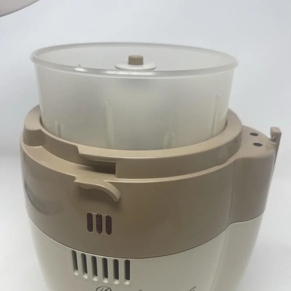 Rare HTF Regal La Machine SE Food Processor/chopper  Vintage V648 EUC French